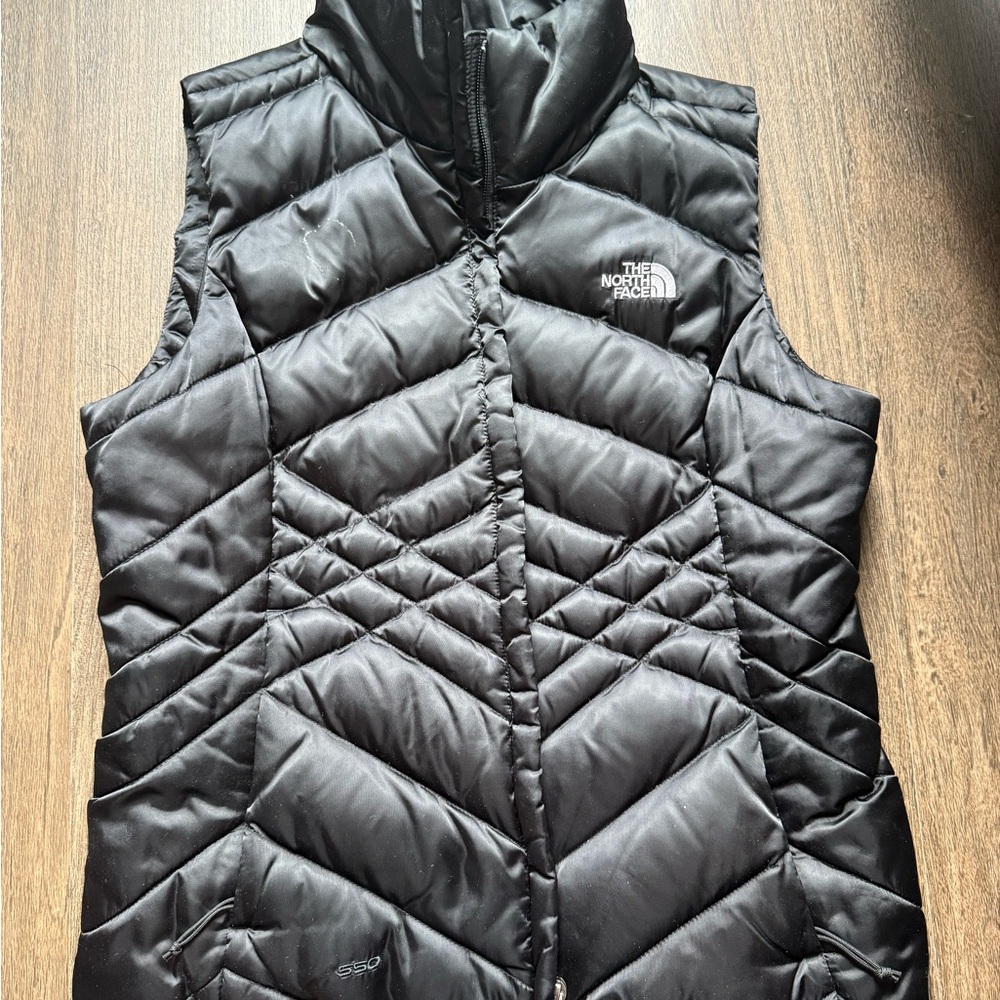 The North Face Women's Black Puffer Vest